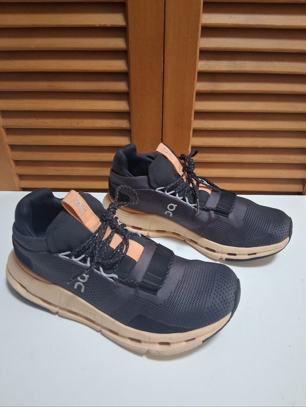 On Running Cloudnova Eclipse Savannah Women's Running Shoe * Size: 8.5 - Picture 4 of 8